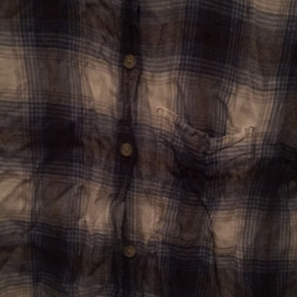 AEO button up - Picture 2 of 5